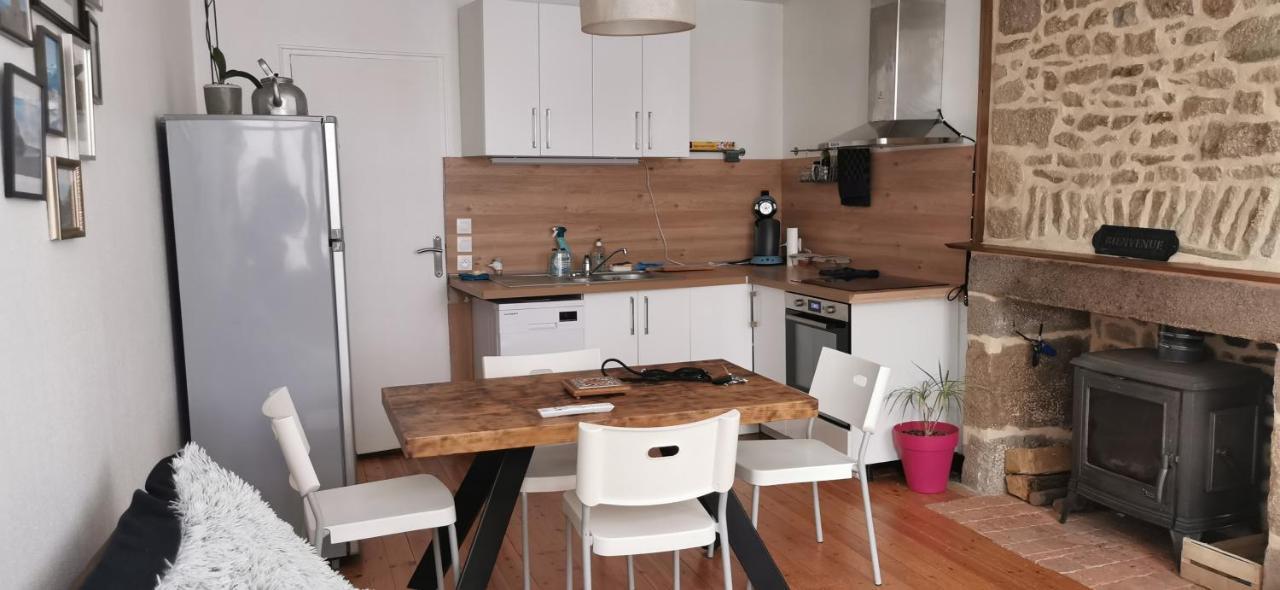 La Petite Maison De La Tante Marie 阿夫朗什 外观 照片